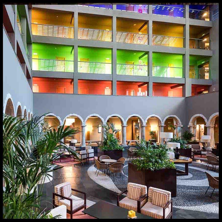 Parador De La Seu D'Urgell Eksteriør billede