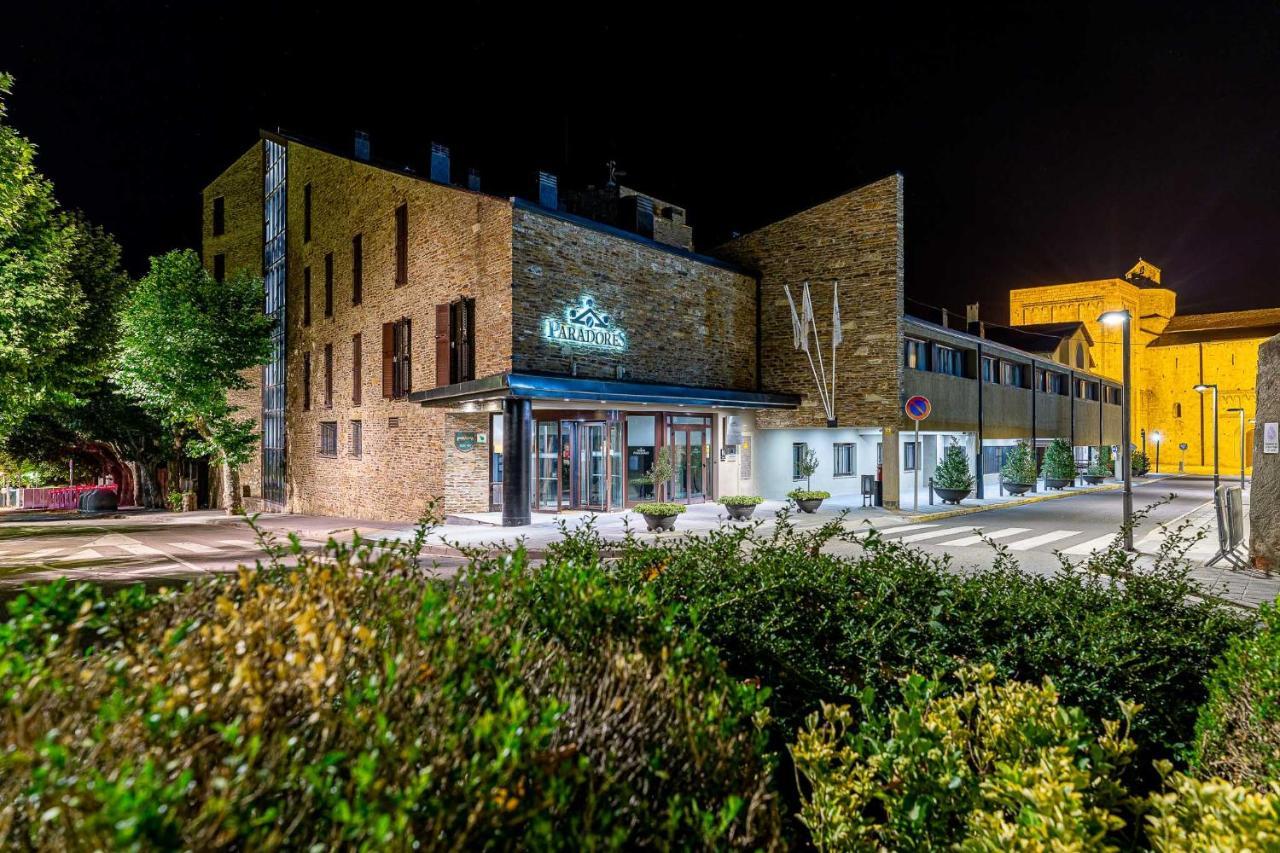 Parador De La Seu D'Urgell Eksteriør billede