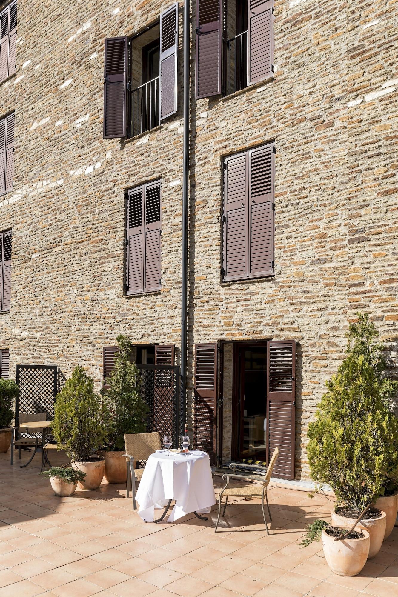 Parador De La Seu D'Urgell Eksteriør billede