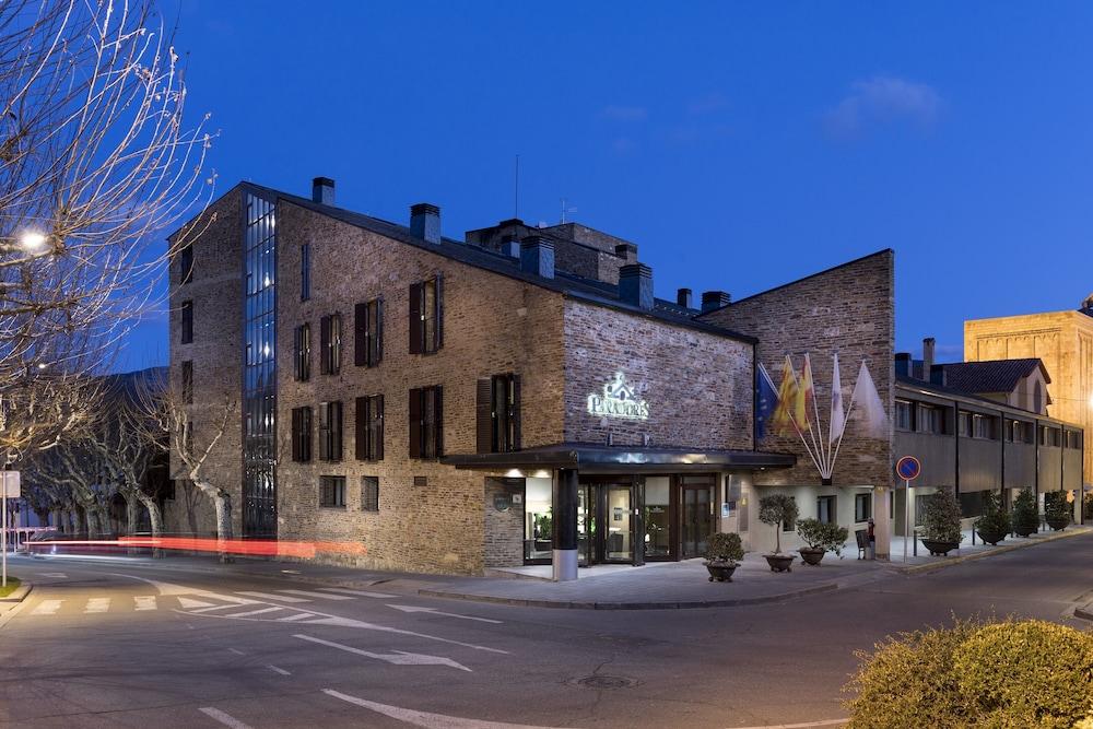 Parador De La Seu D'Urgell Eksteriør billede